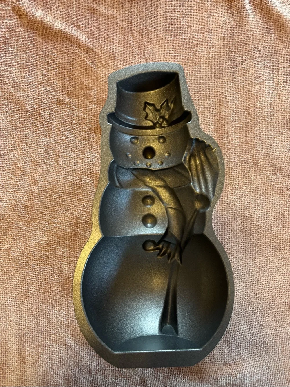 Nordic Ware Snowman 5-Cup Baking Pan
